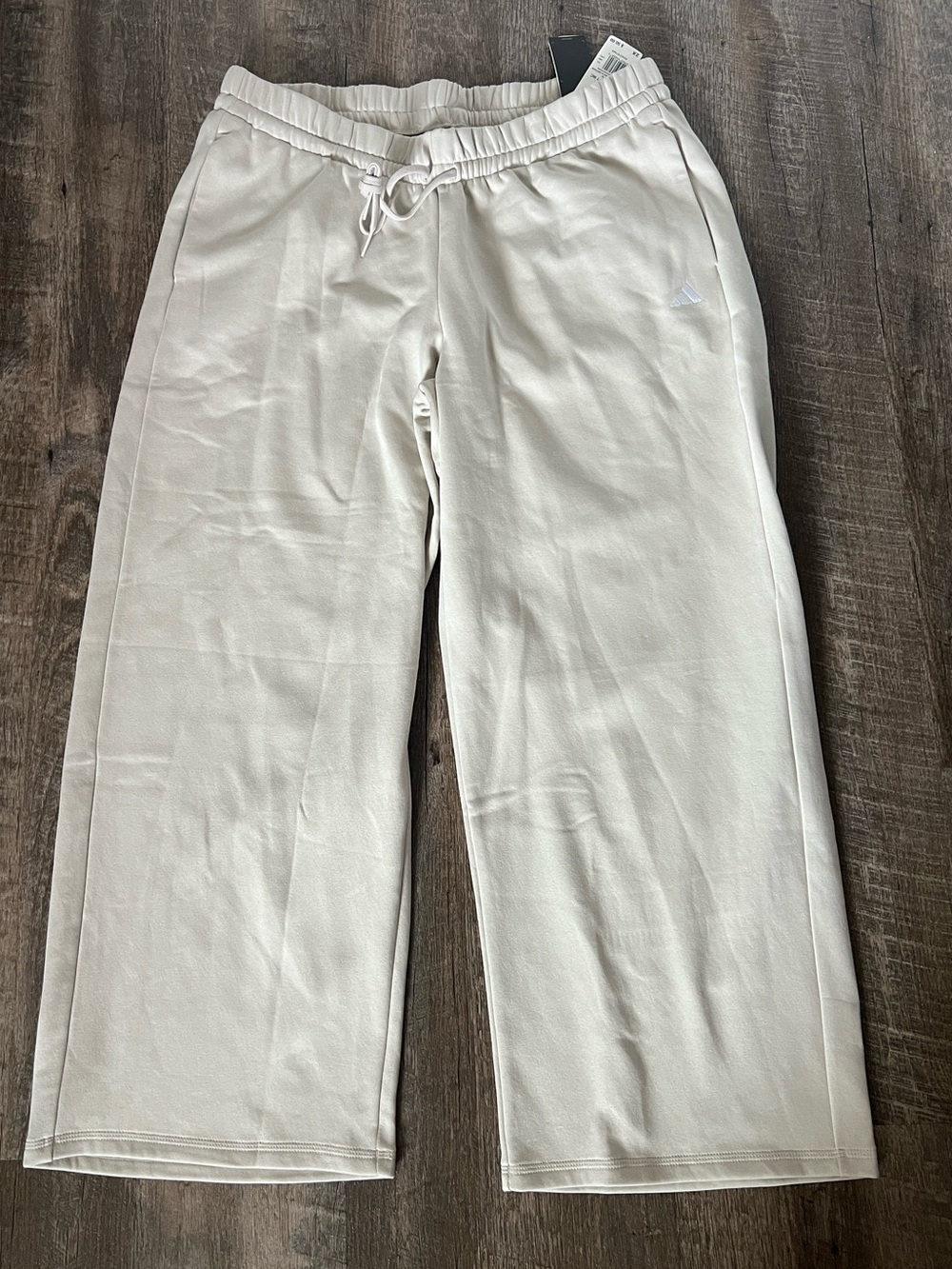 NWT Adidas Cream Drawstring Wide Leg Sweat Pants - Picture 2 of 9